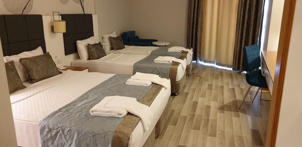 Xoria Deluxe Hotell Konaklı Exteriör bild